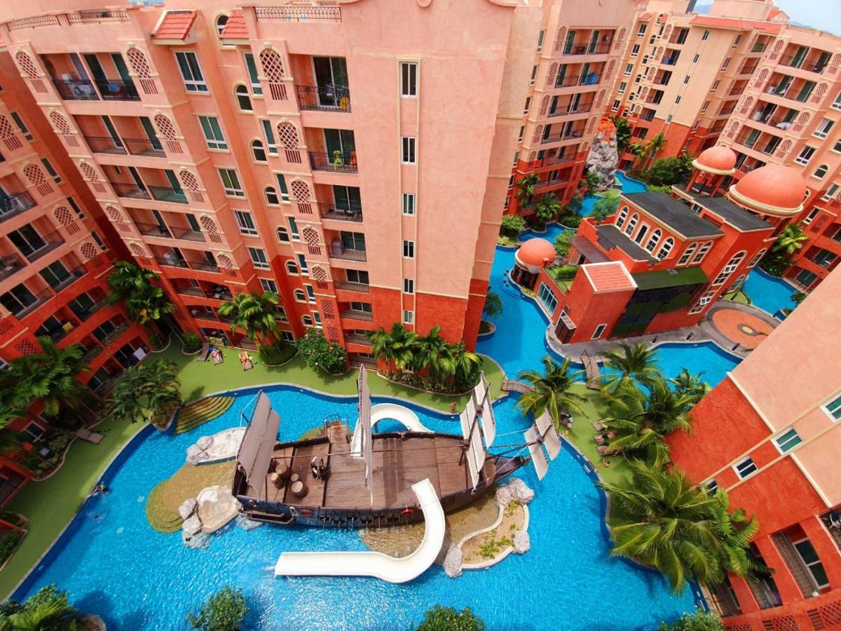 Seven Seas Condo By Dmitrii Jomtien Beach Esterno foto