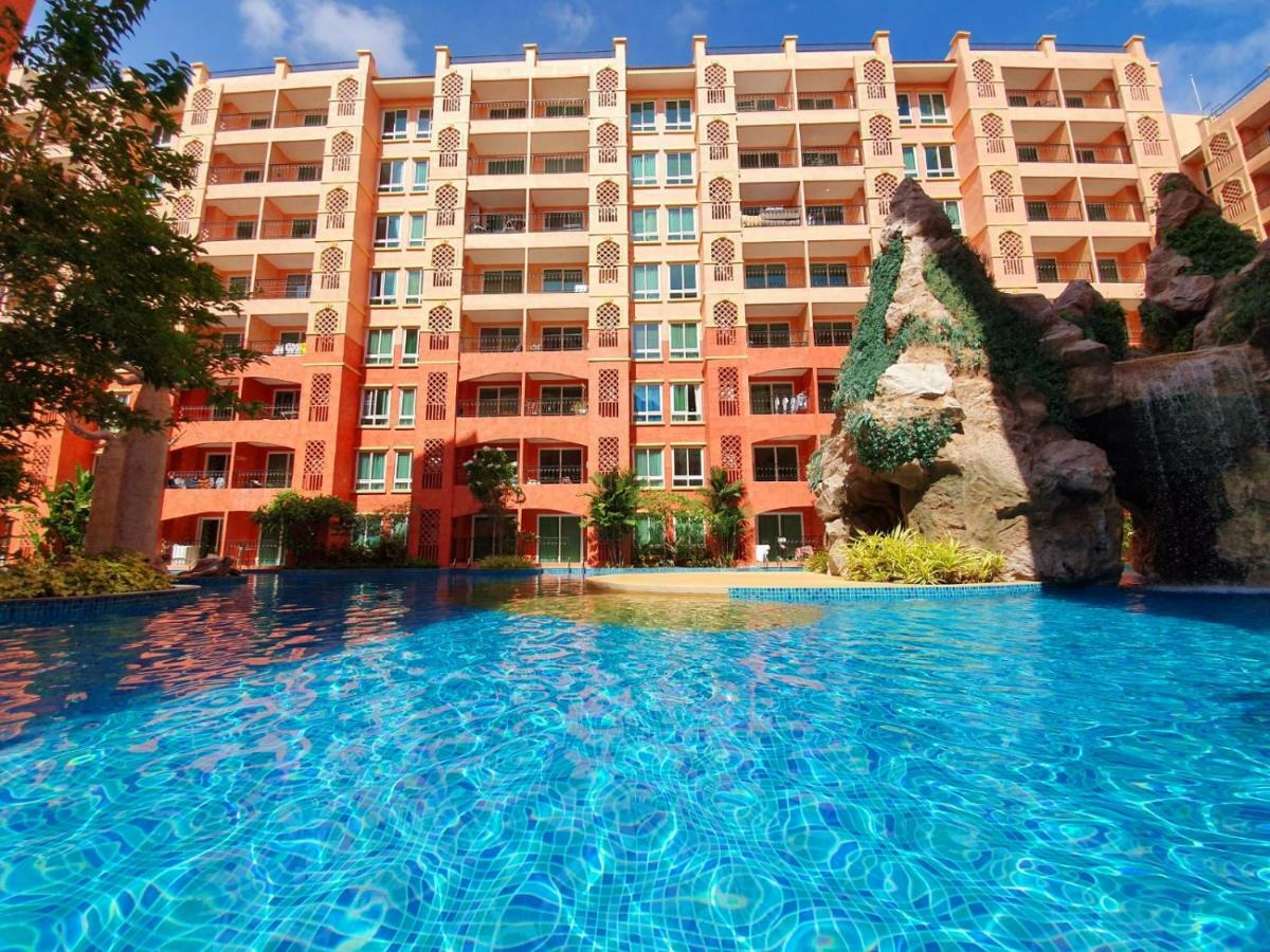 Seven Seas Condo By Dmitrii Jomtien Beach Esterno foto